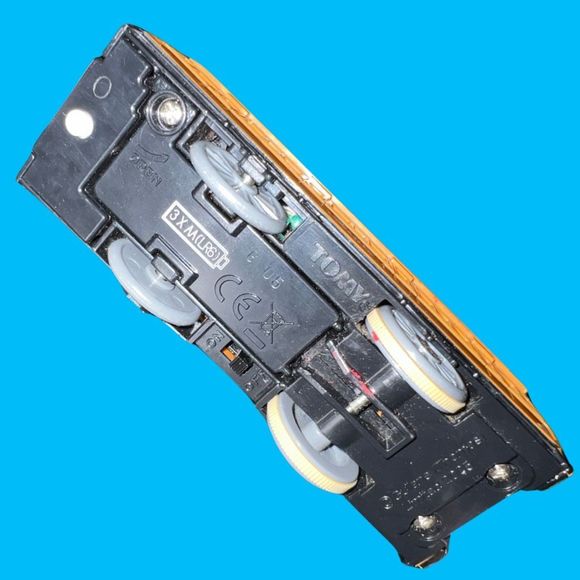 2005 Thomas & Friends Steam Along Trackmaster Thomas Engine & Annie Car - Picture 5 of 6